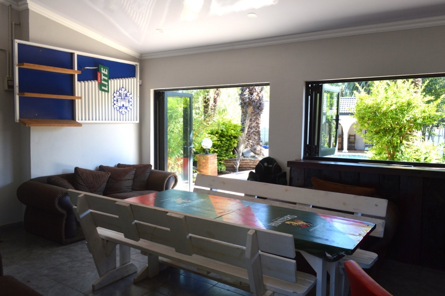 4 Bedroom Property for Sale in Flamwood North West